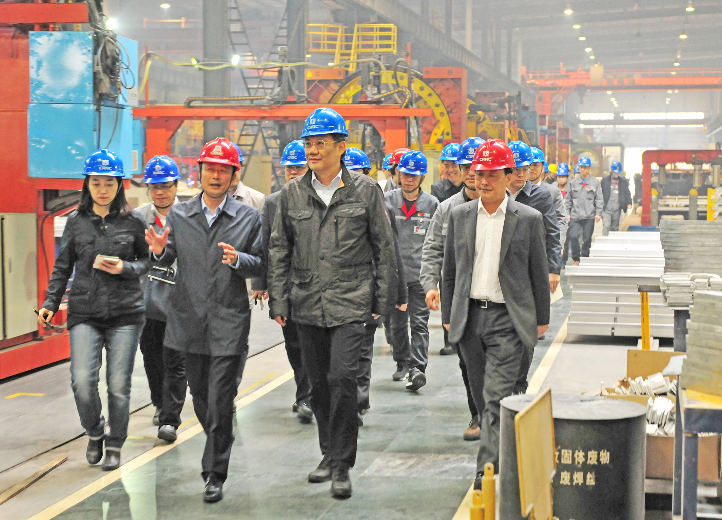 2018年4月20日，黑龙江省委副书记、代省长王文涛到齐车公司调研。