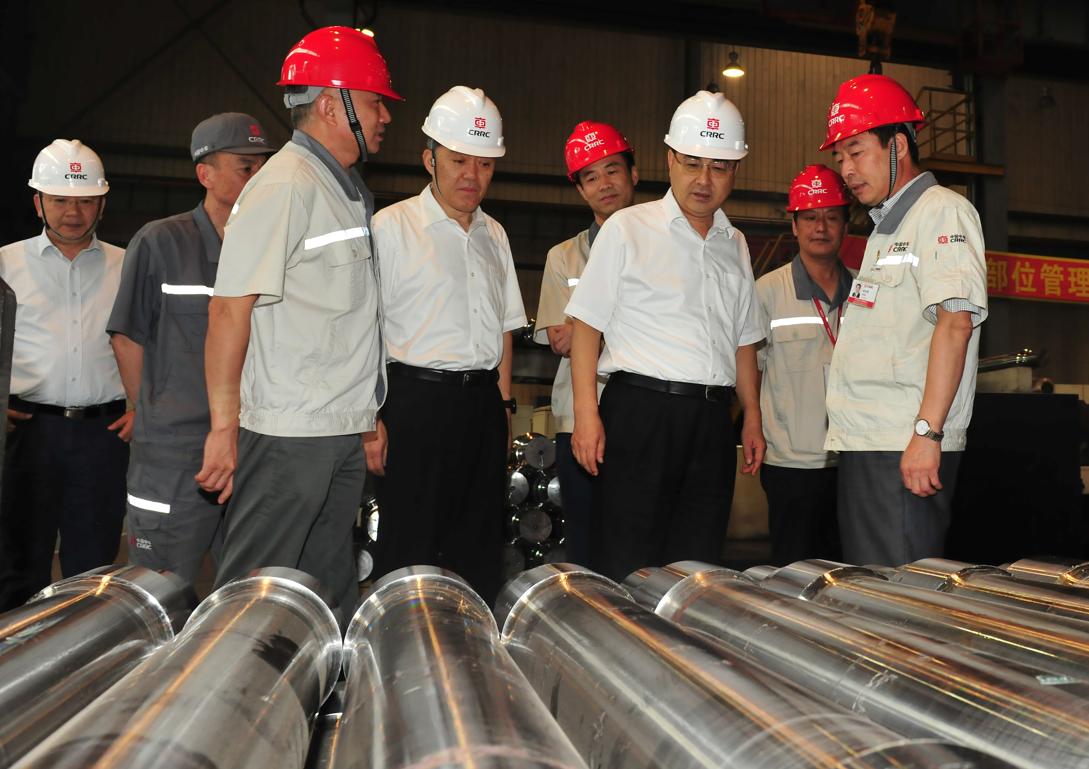 2018年8月7日，中车集团总经理孙永才，中车股份公司总工程师张新宁到齐车公司调研。
